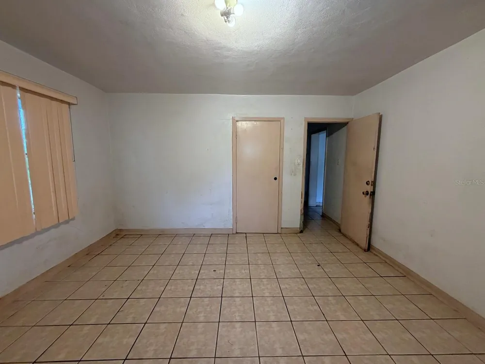 3801 E OSBORNE AVENUE Tampa, FL 33610