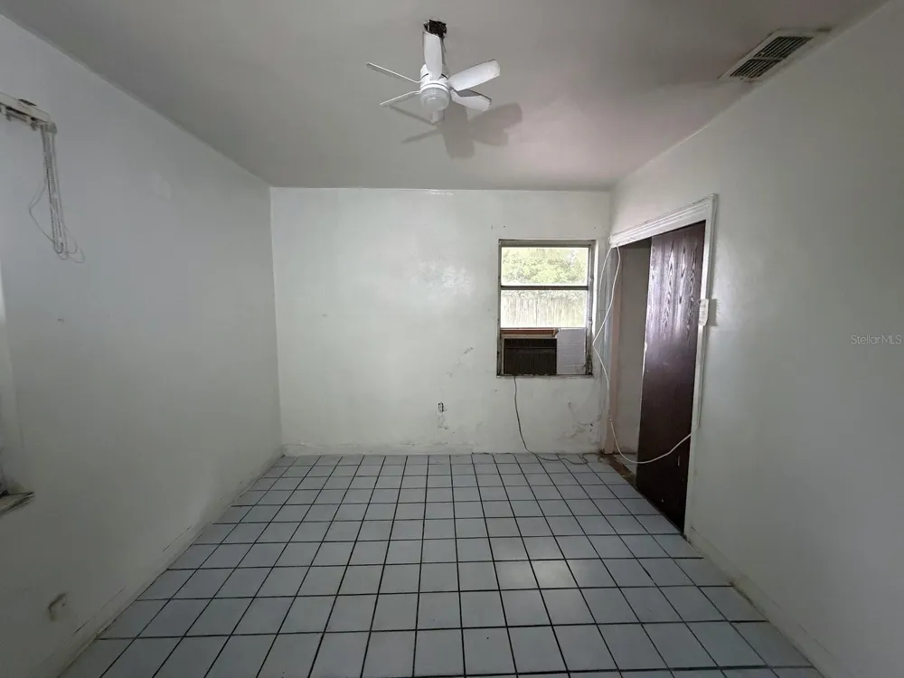 3801 E OSBORNE AVENUE Tampa, FL 33610