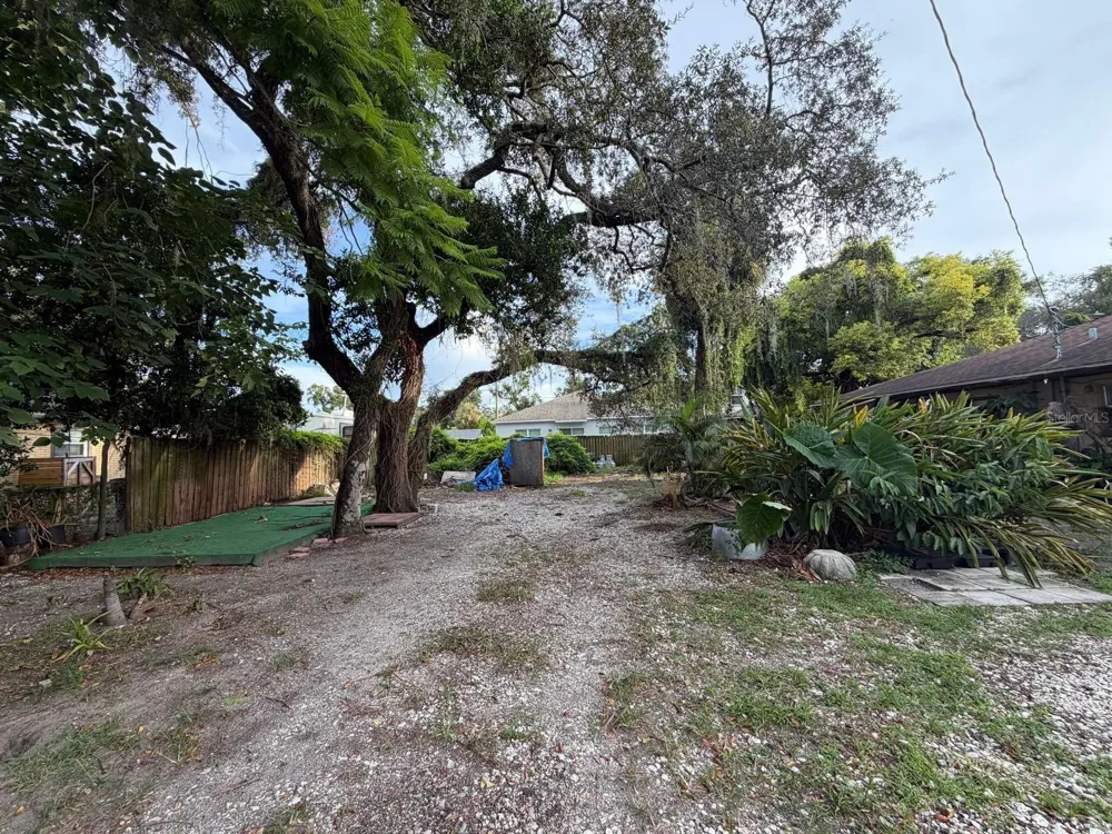 3801 E OSBORNE AVENUE Tampa, FL 33610