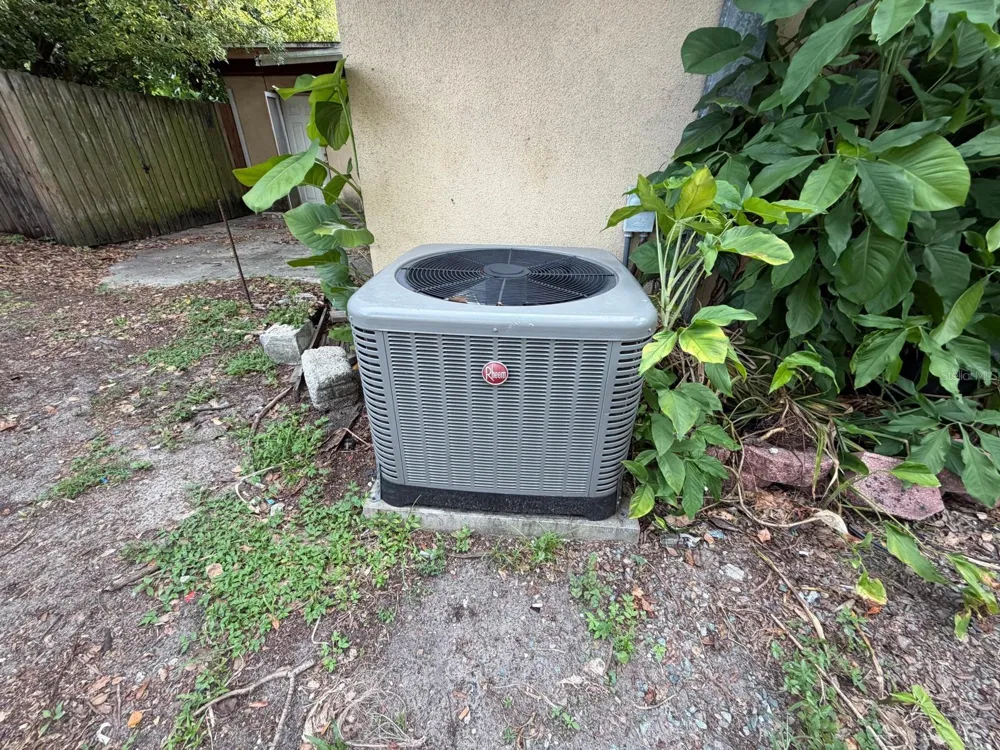 3801 E OSBORNE AVENUE Tampa, FL 33610