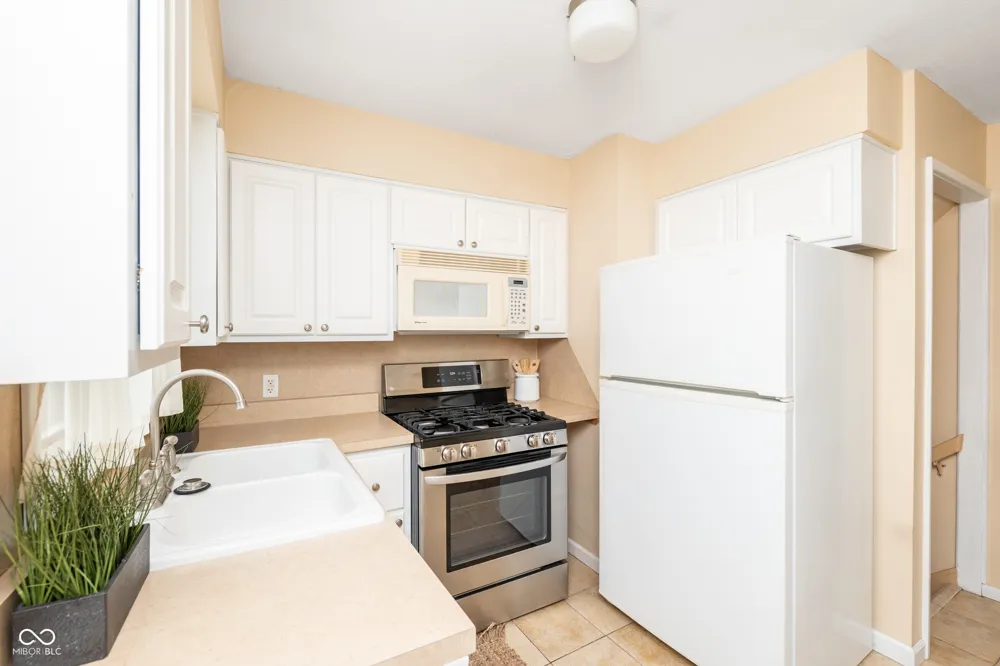 30 Edmondson Avenue Indianapolis, IN 46219