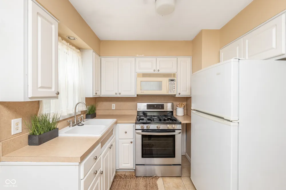 30 Edmondson Avenue Indianapolis, IN 46219