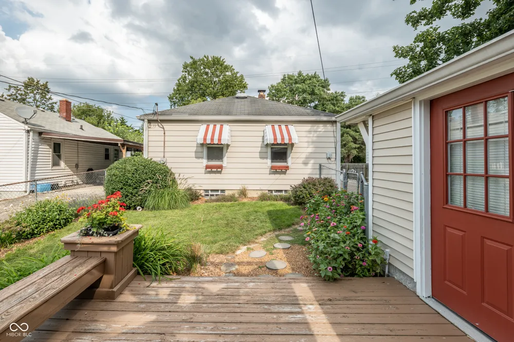 30 Edmondson Avenue Indianapolis, IN 46219