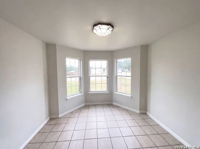 130 LOG CABIN WAY Poteet, TX 78065