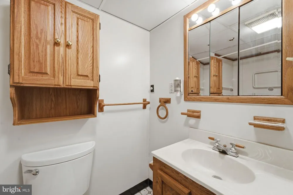 5506 VENTNOR LANE Springfield, VA 22151