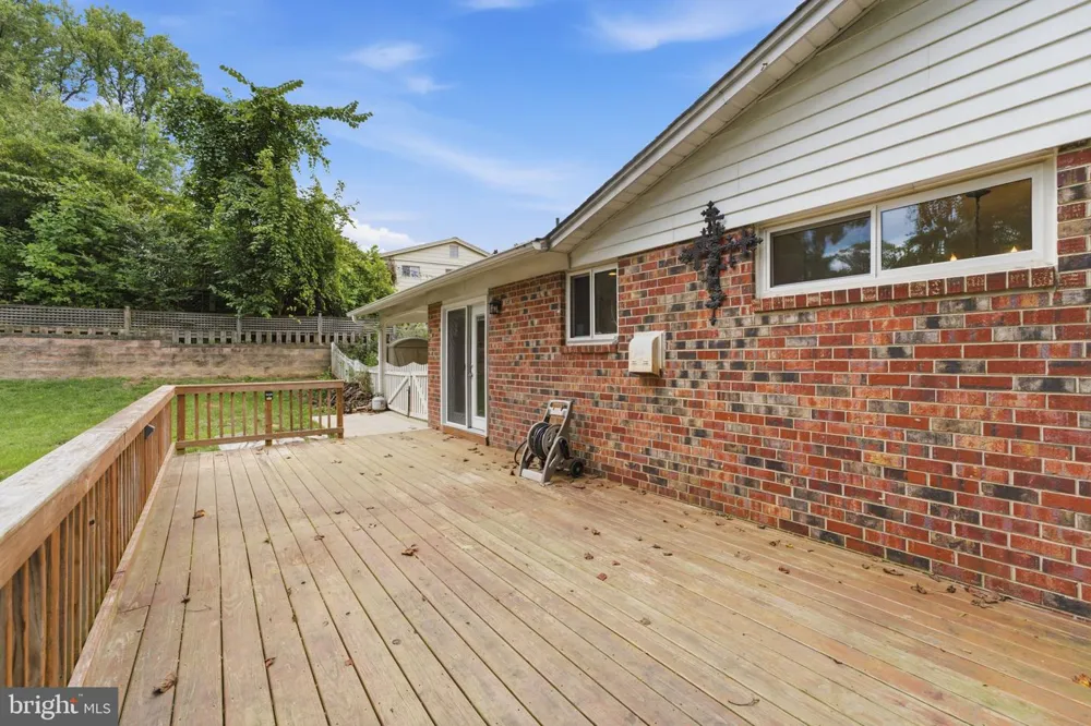 5506 VENTNOR LANE Springfield, VA 22151
