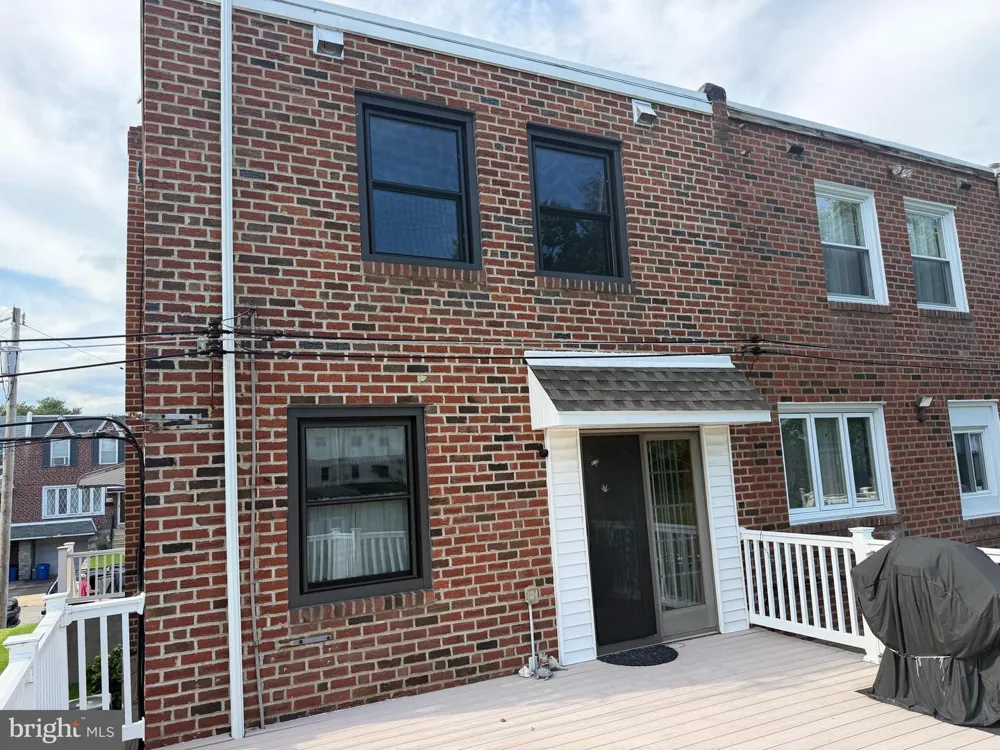 11737 DENMAN ROAD Philadelphia, PA 19154