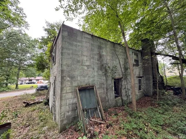 140 Drury Lane Newburgh, NY 12550