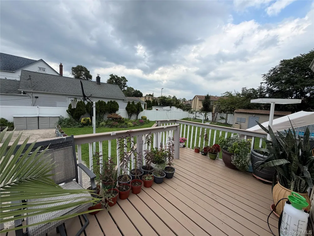 611 Park Avenue Uniondale, NY 11553