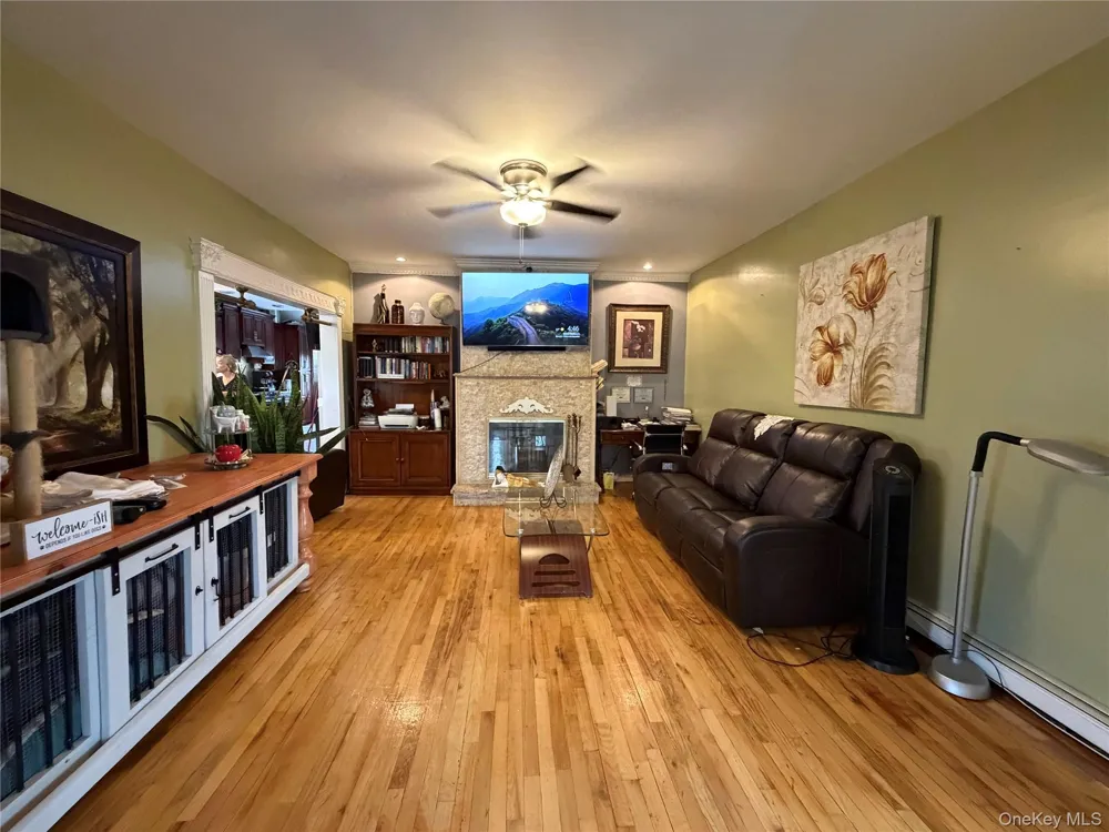 611 Park Avenue Uniondale, NY 11553