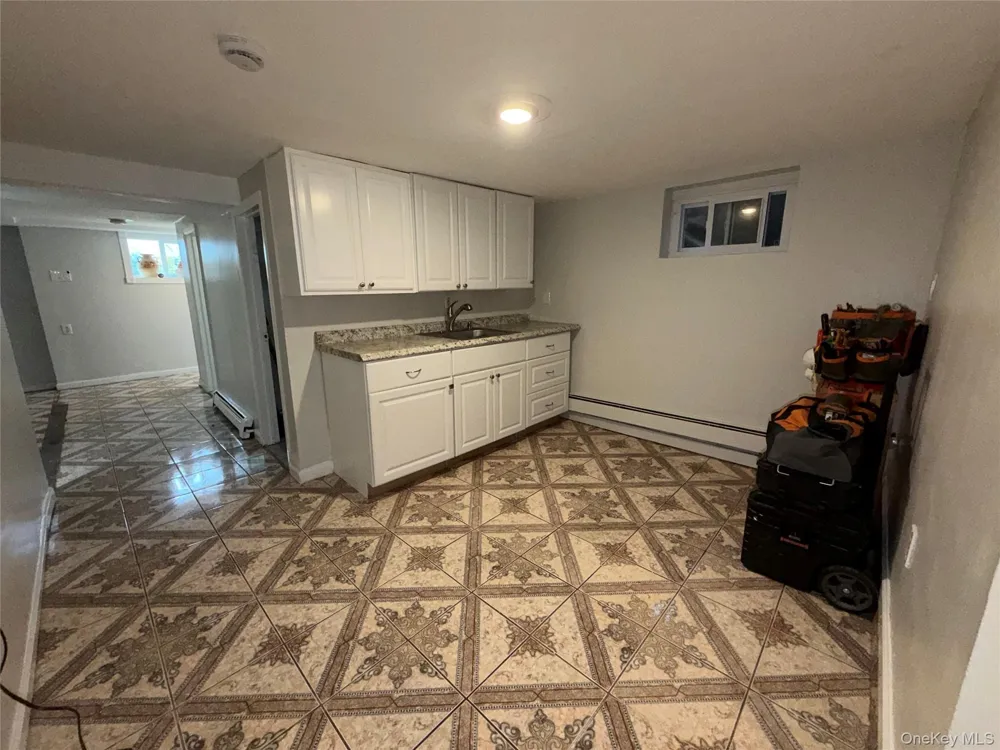 611 Park Avenue Uniondale, NY 11553