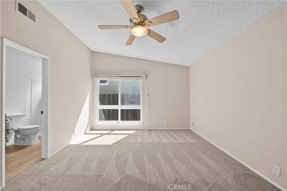 5695 Bloomfield Simi Valley, CA 93063