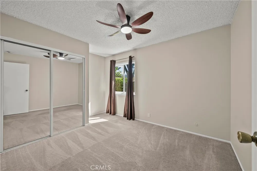 5695 Bloomfield Simi Valley, CA 93063