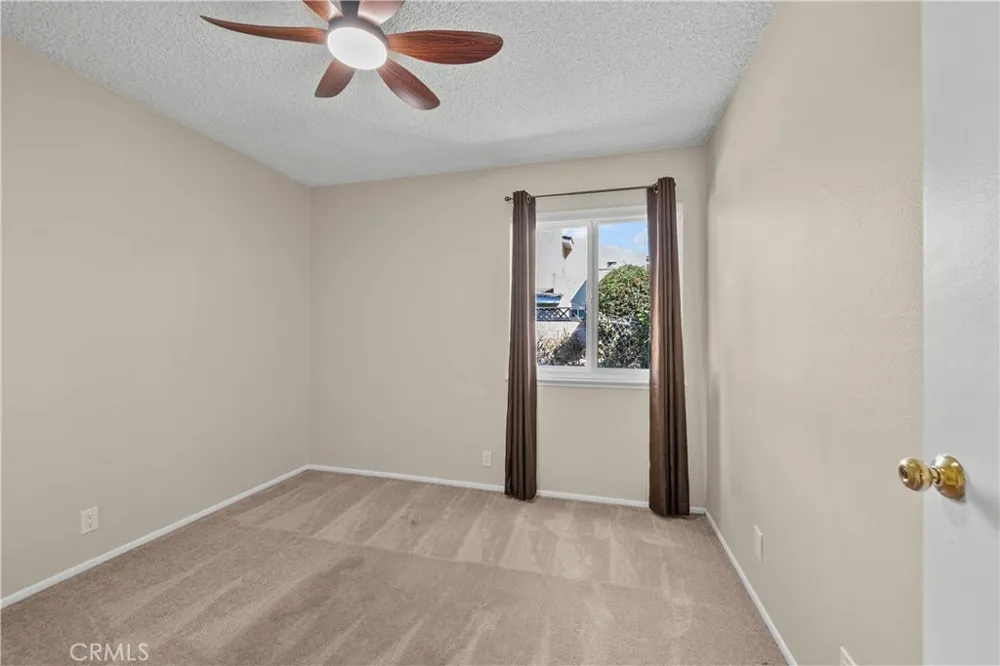 5695 Bloomfield Simi Valley, CA 93063