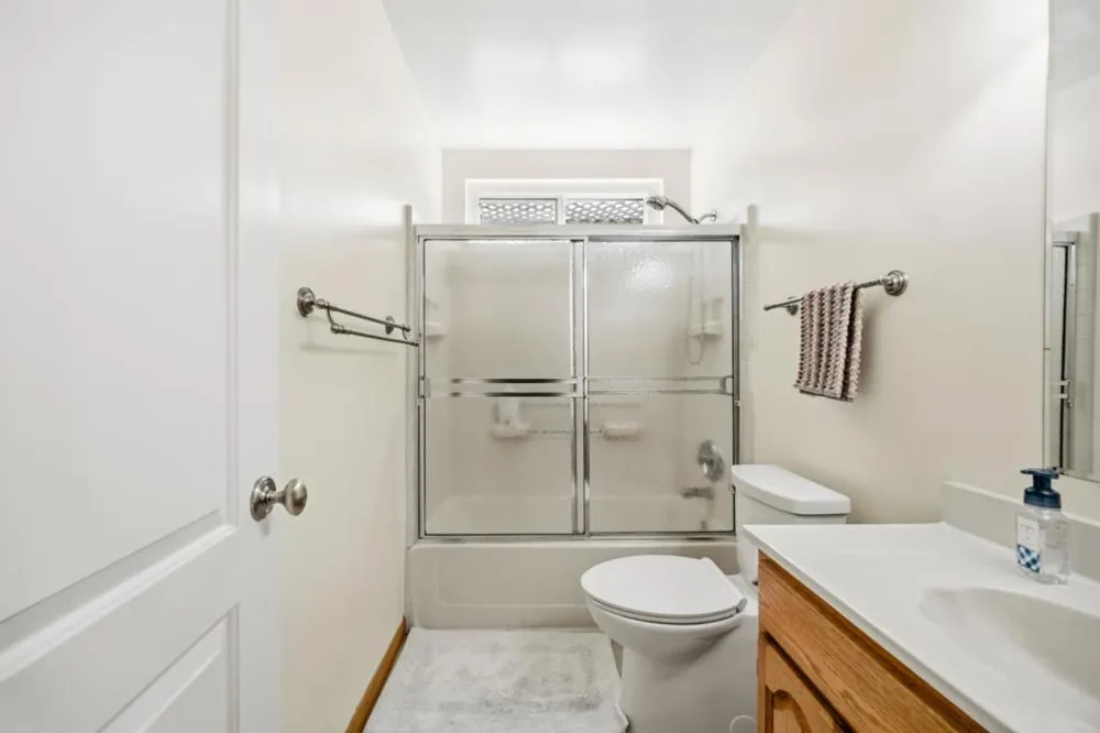 6099 Larchmont Drive San Jose, CA 95123