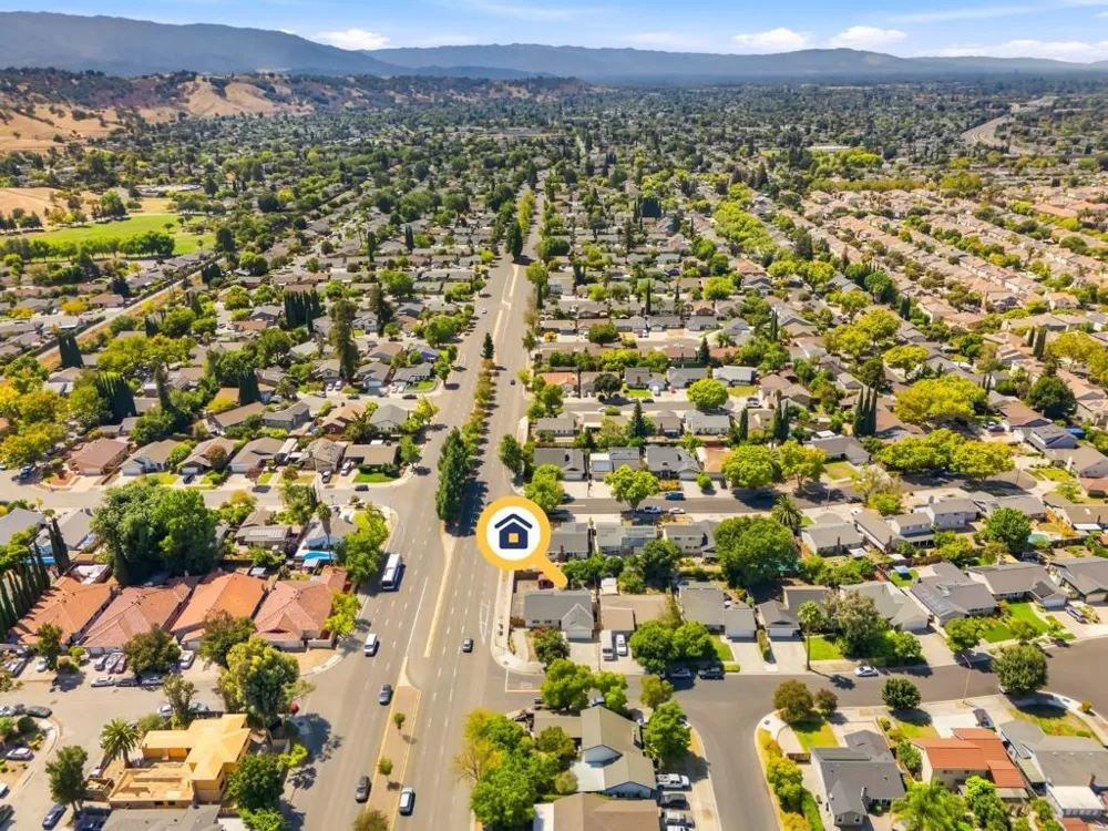 6099 Larchmont Drive San Jose, CA 95123