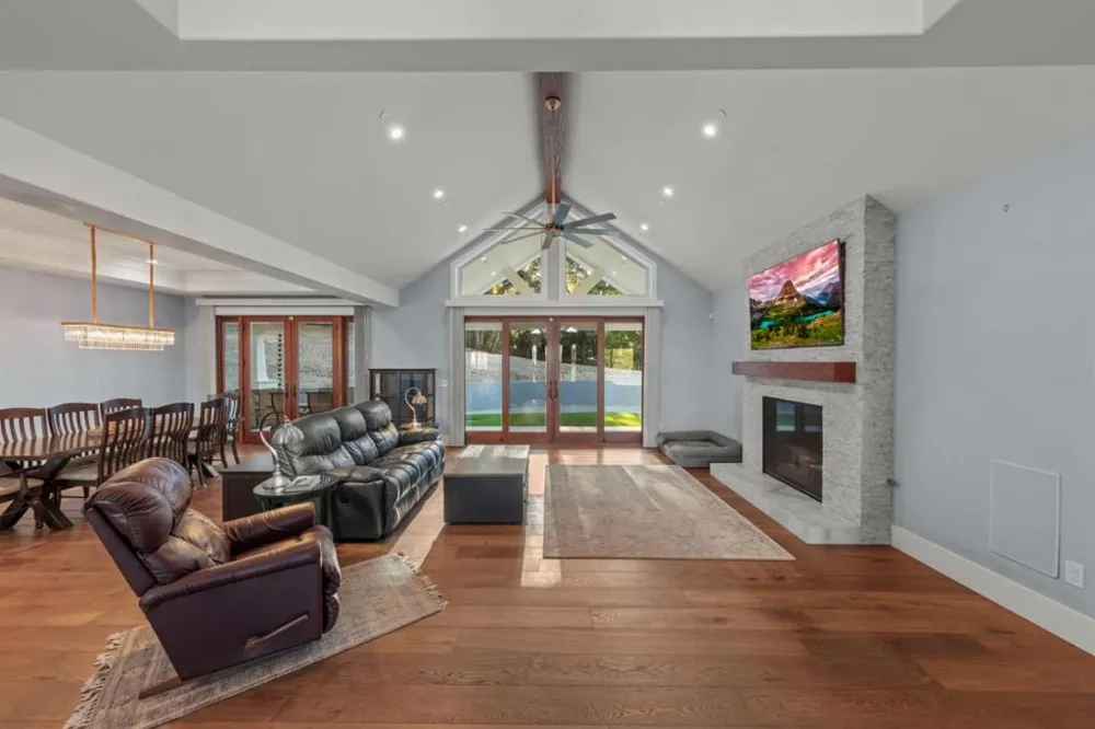 1975 Saffron Court Gilroy, CA 95020