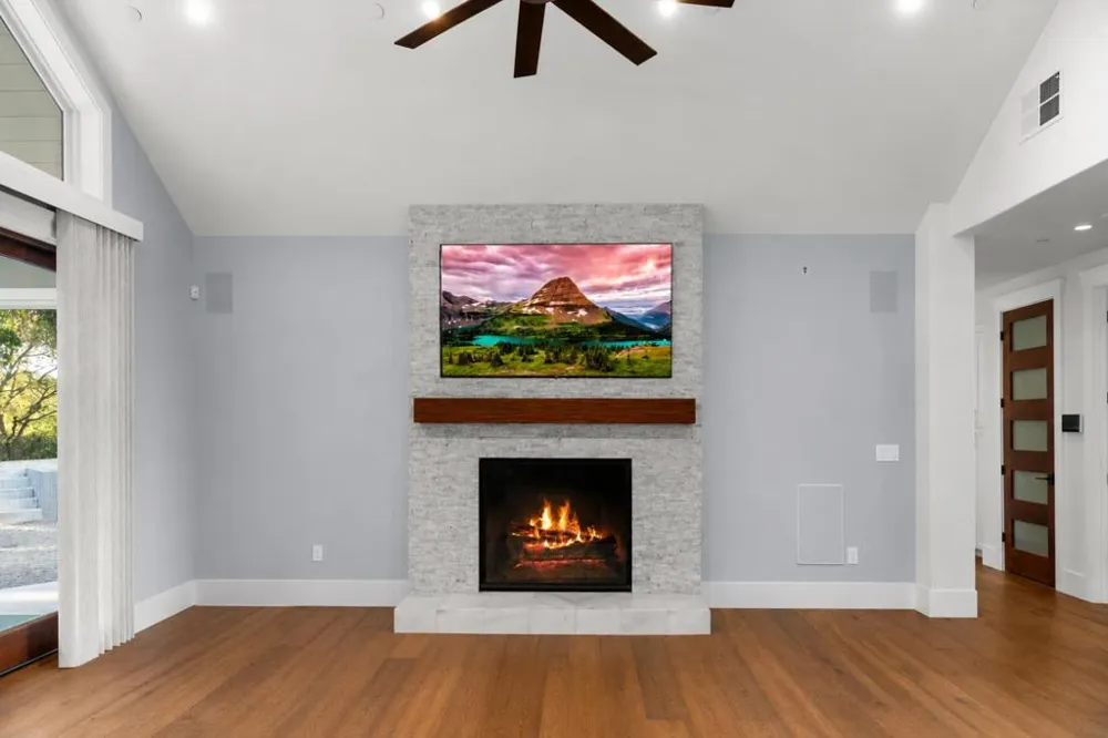 1975 Saffron Court Gilroy, CA 95020