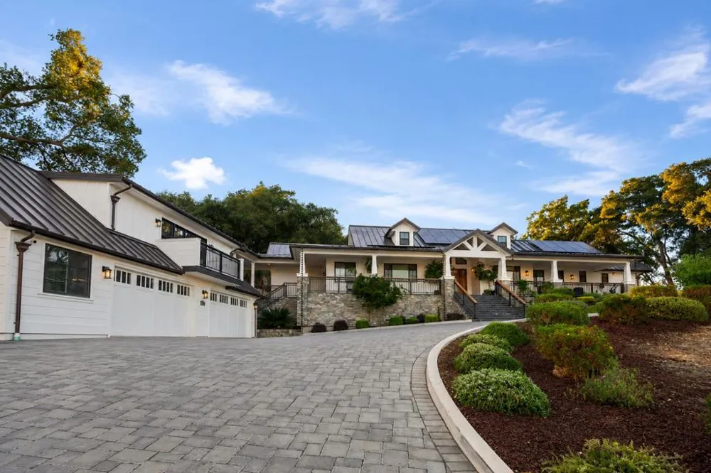 1975 Saffron Court Gilroy, CA 95020