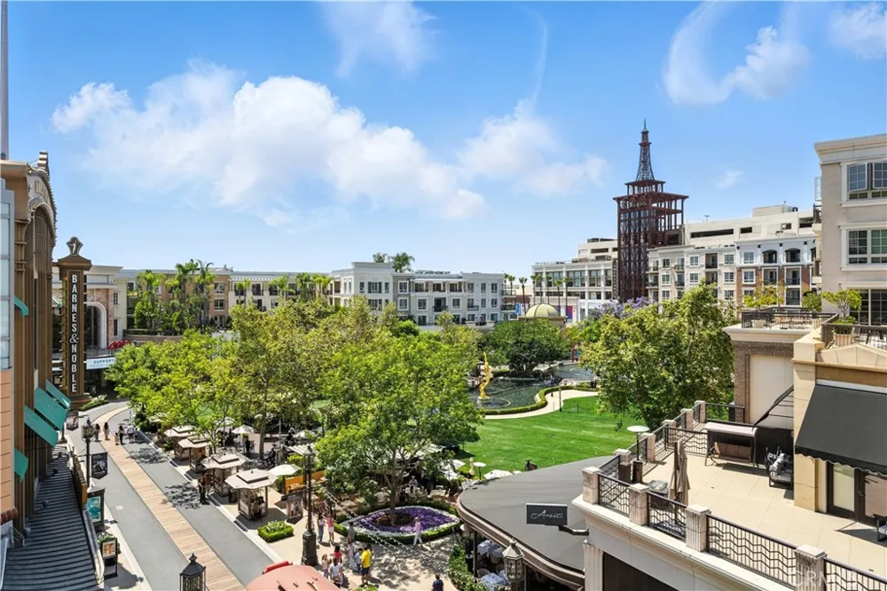 403 Caruso Glendale, CA 91210