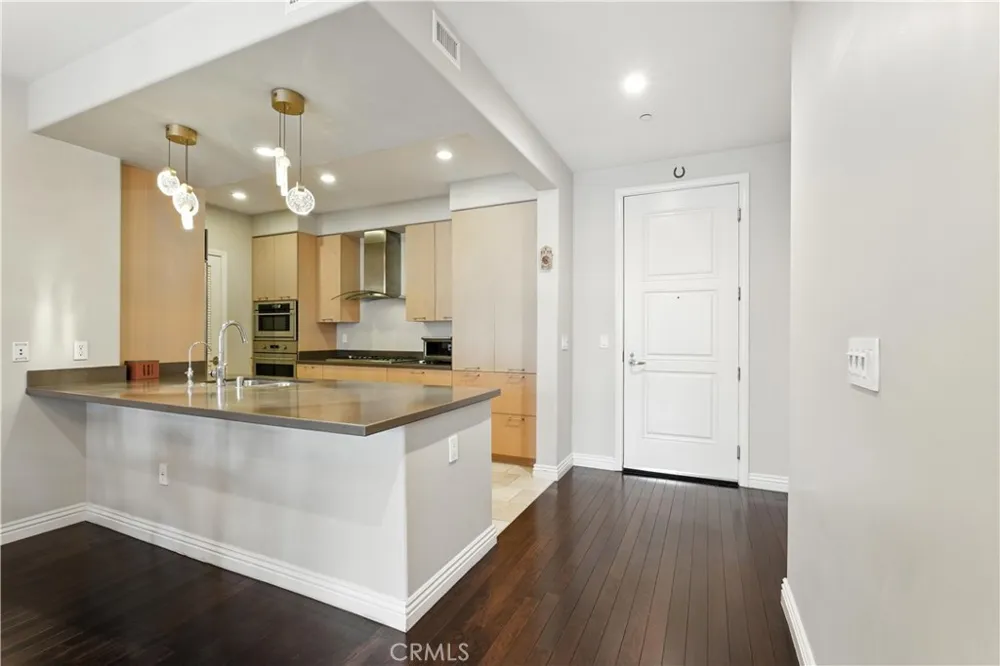403 Caruso Glendale, CA 91210