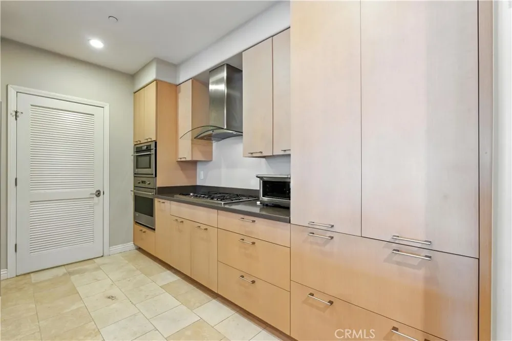 403 Caruso Glendale, CA 91210