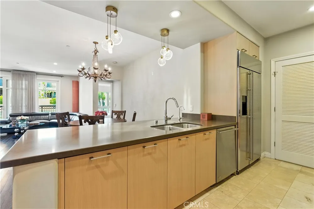 403 Caruso Glendale, CA 91210