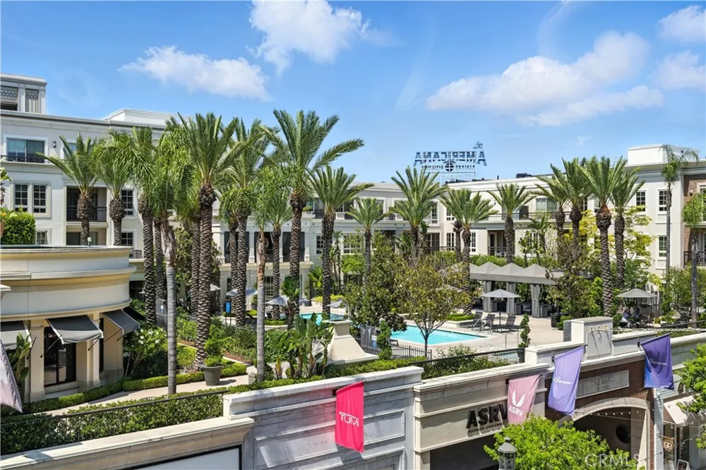 403 Caruso Glendale, CA 91210