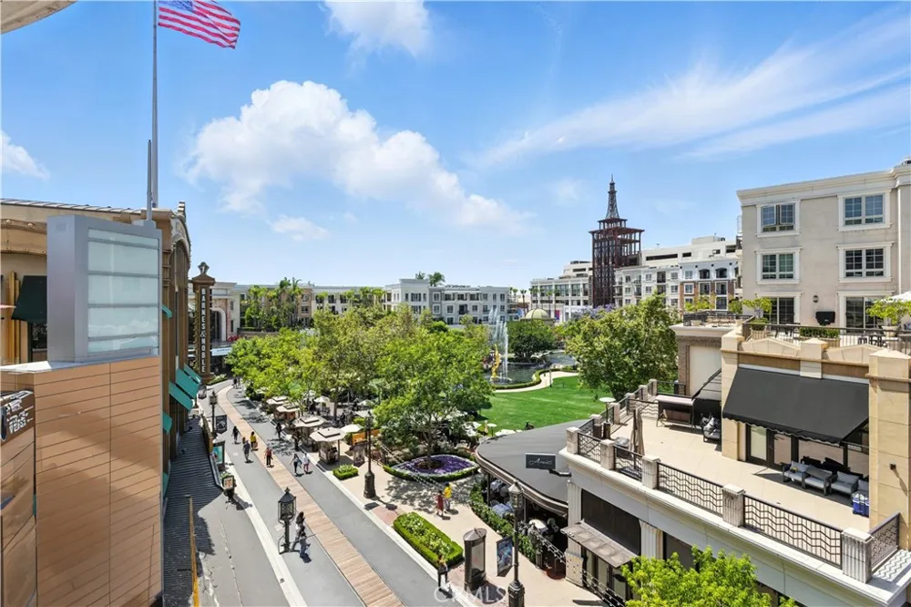 403 Caruso Glendale, CA 91210