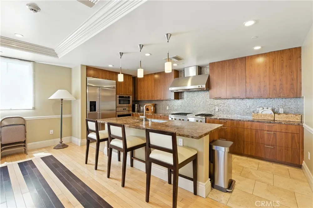 403 Caruso Glendale, CA 91210