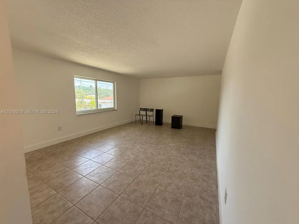 1859 Lincoln St Hollywood, FL 33020
