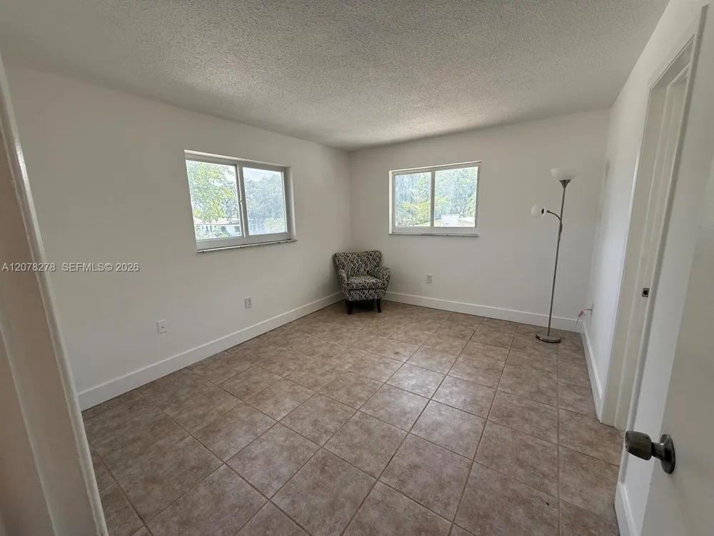 1859 Lincoln St Hollywood, FL 33020