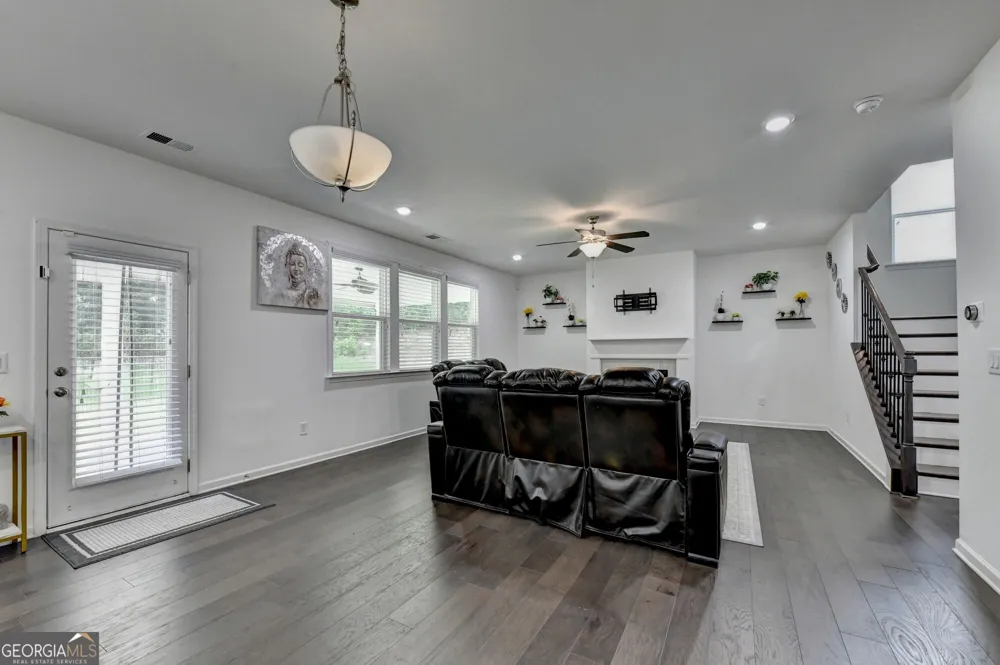 5090 Bellehurst LN Cumming, GA 30040