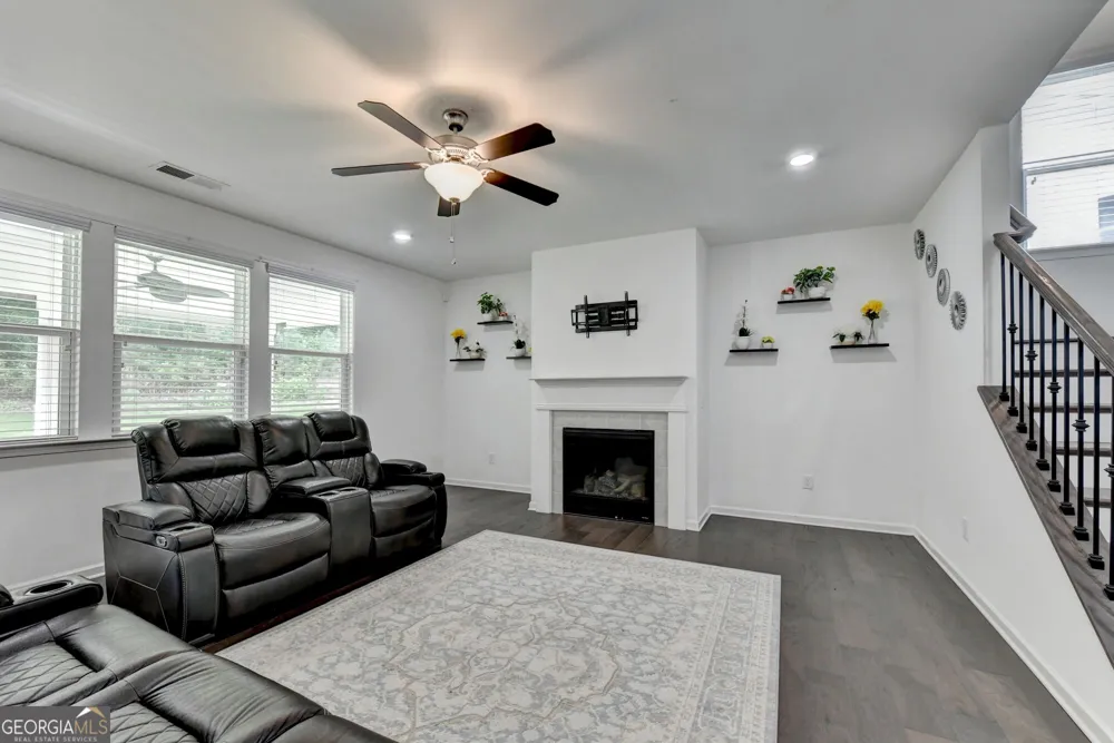 5090 Bellehurst LN Cumming, GA 30040