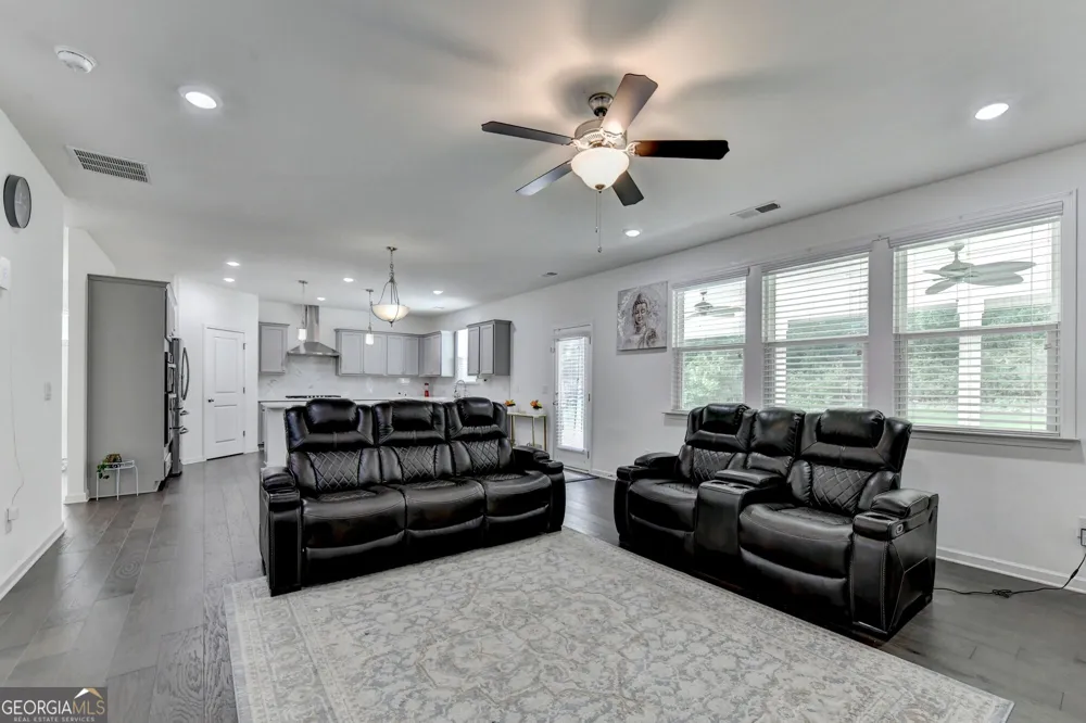 5090 Bellehurst LN Cumming, GA 30040