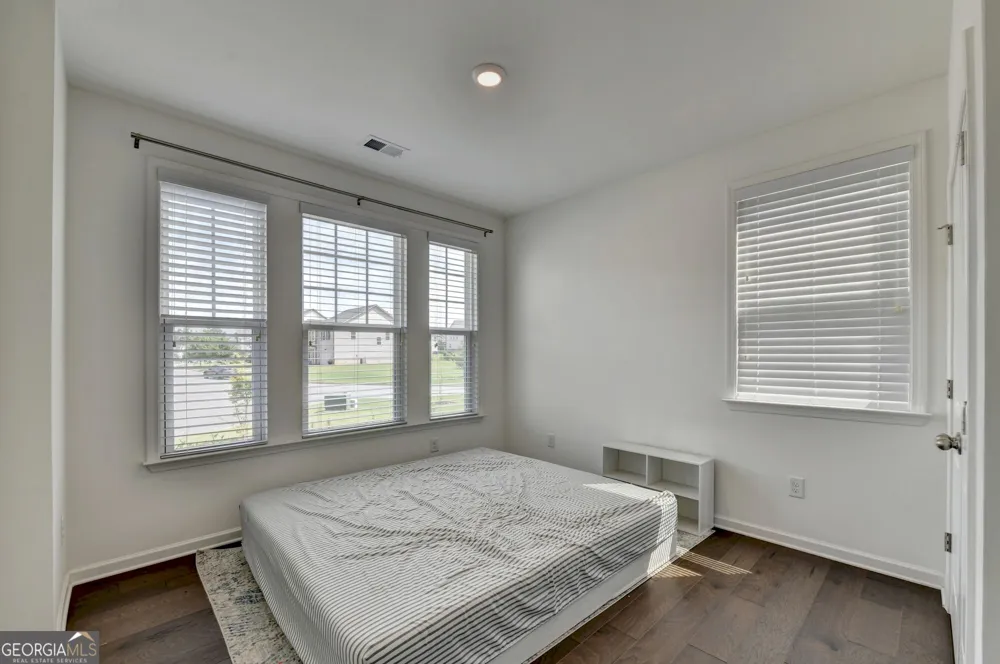 5090 Bellehurst LN Cumming, GA 30040
