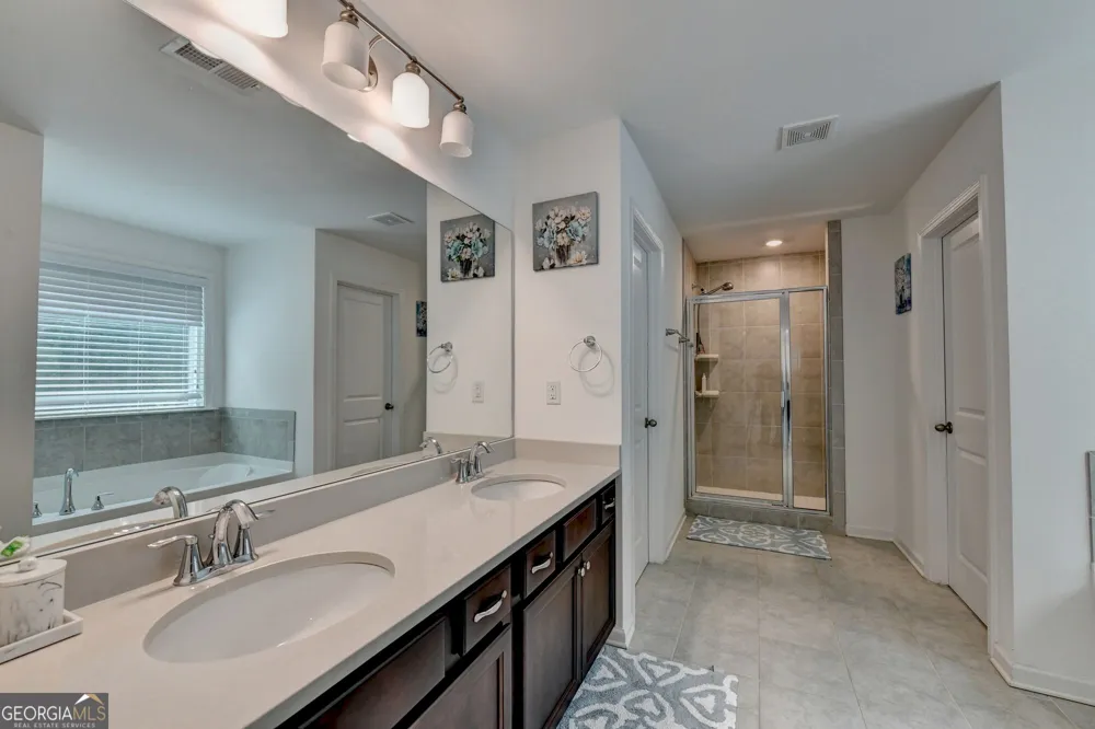 5090 Bellehurst LN Cumming, GA 30040