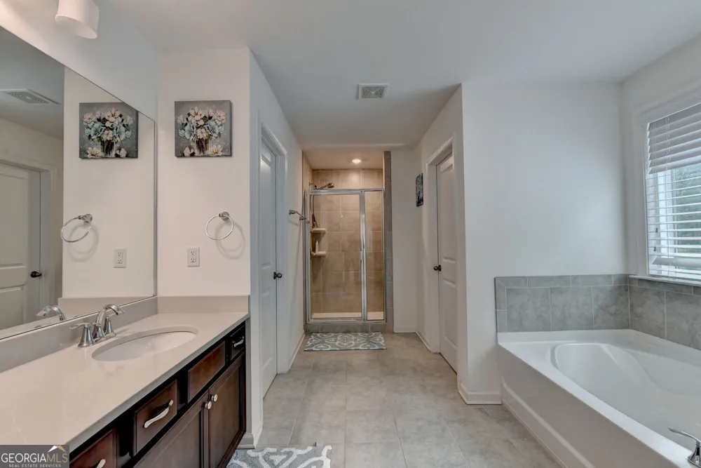 5090 Bellehurst LN Cumming, GA 30040