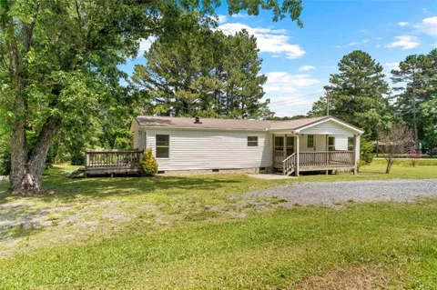 109 Webb Drive NE