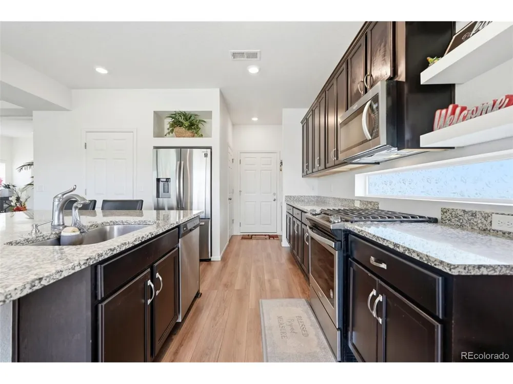 17576 E 103rd Avenue Commerce City, CO 80022