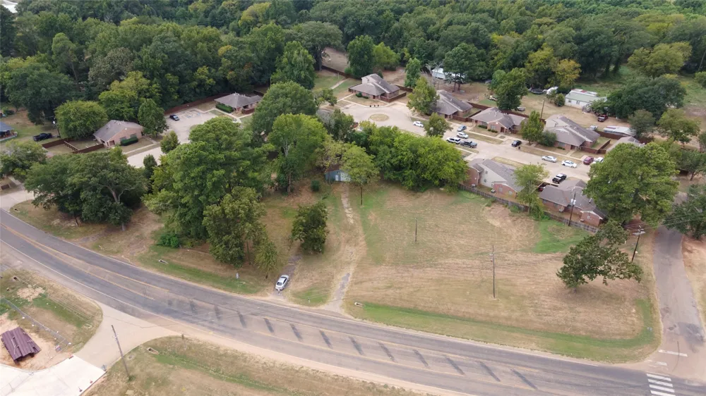 312 Broach Street Pittsburg, TX 75686