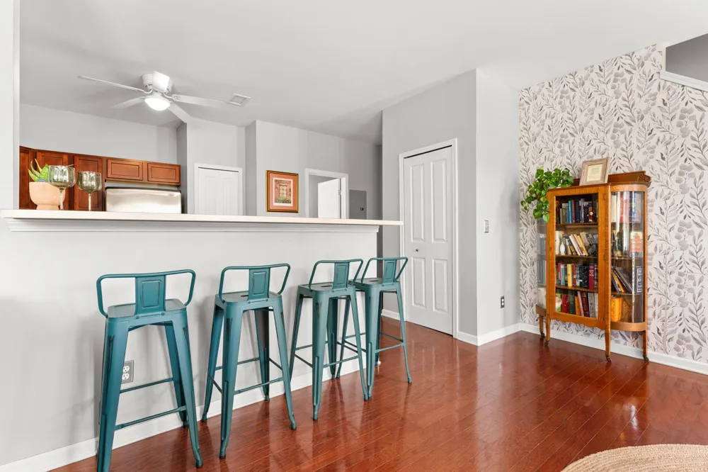 713 Abbington Court Howell, MI 48843