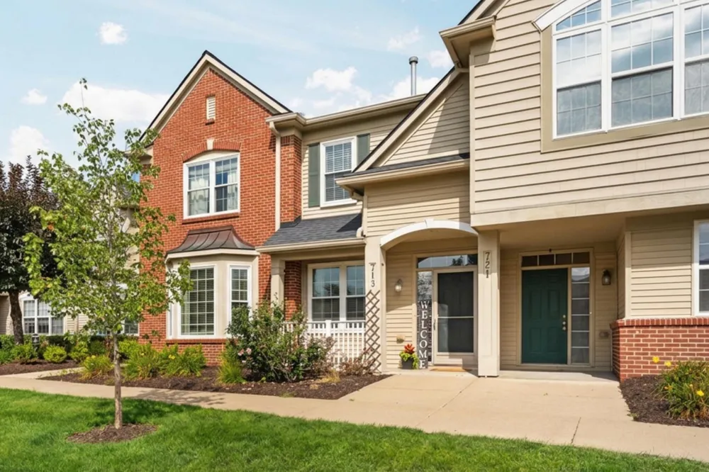 713 Abbington Court Howell, MI 48843