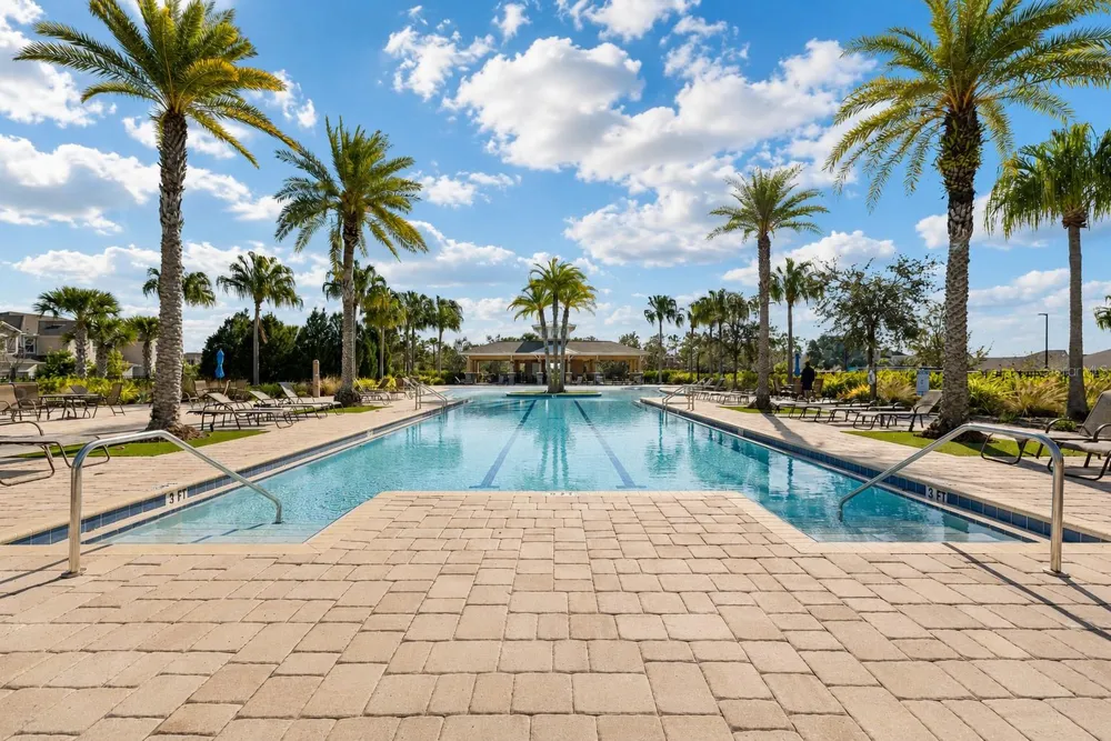 5658 SILVERBRIDGE TRAIL Bradenton, FL 34211