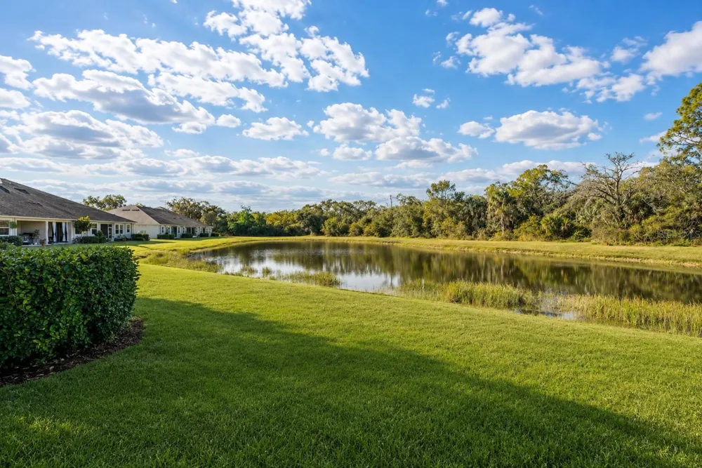 5658 SILVERBRIDGE TRAIL Bradenton, FL 34211