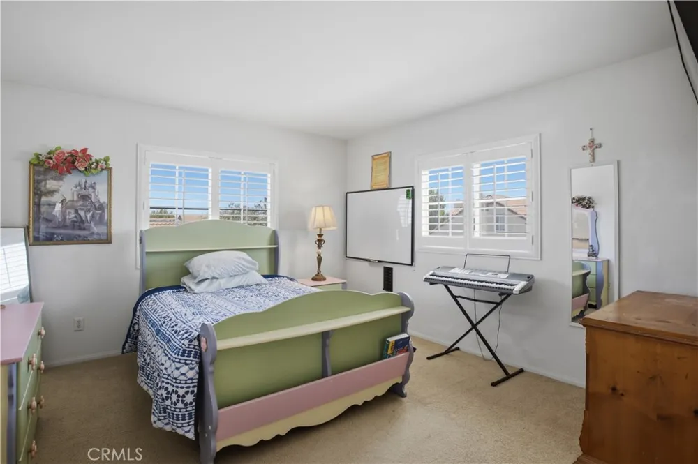 5753 W Avenue K9 Lancaster, CA 93536