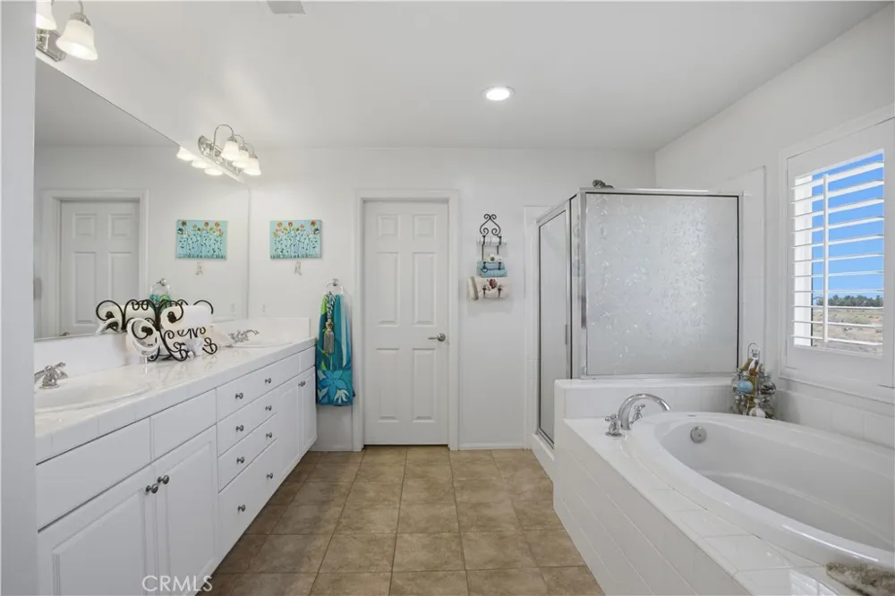 5753 W Avenue K9 Lancaster, CA 93536
