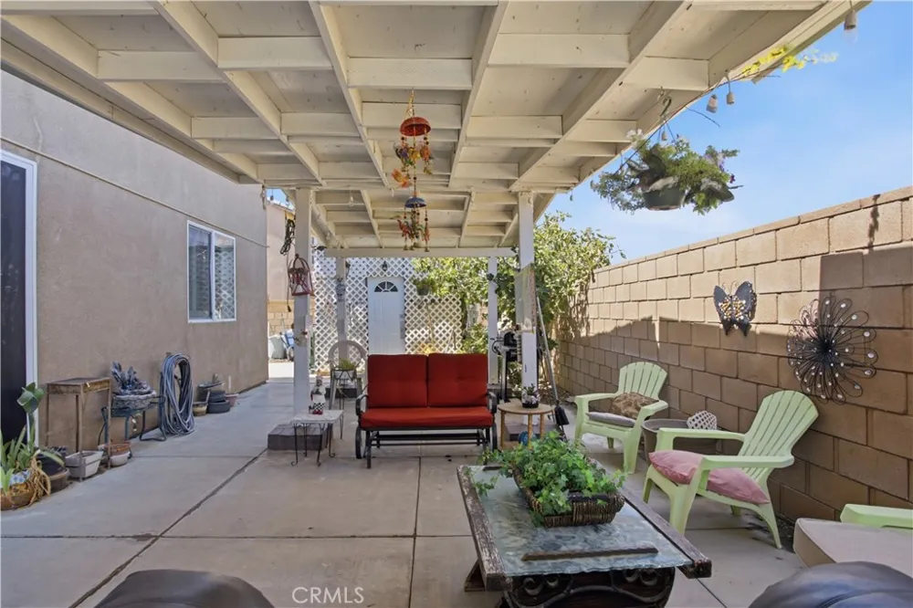 5753 W Avenue K9 Lancaster, CA 93536