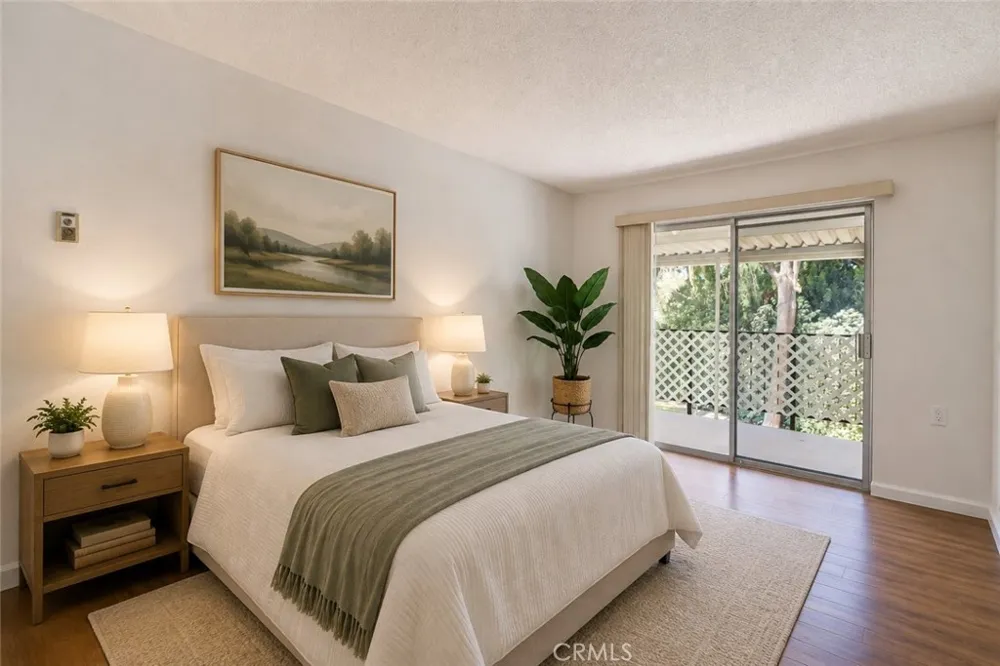 2251 Via Mariposa E #O Laguna Woods, CA 92637