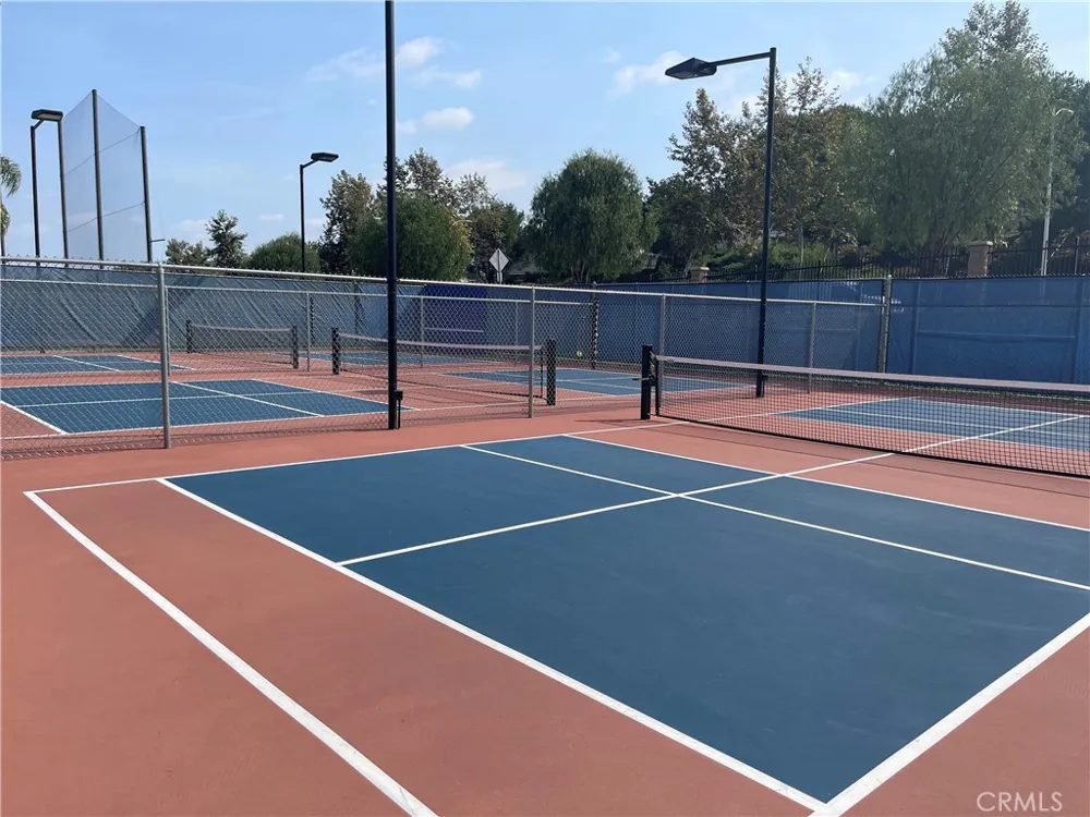 2251 Via Mariposa E #O Laguna Woods, CA 92637
